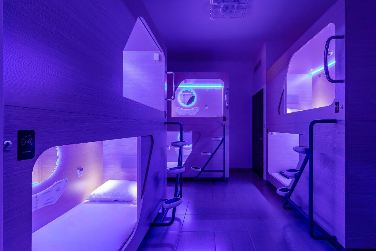 Berloga Capsule Jbr Hostel Ντουμπάι Εξωτερικό φωτογραφία