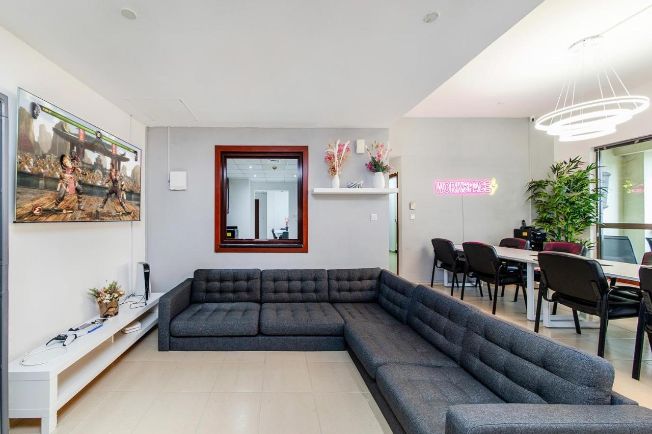 Berloga Capsule Jbr Hostel Ντουμπάι Εξωτερικό φωτογραφία