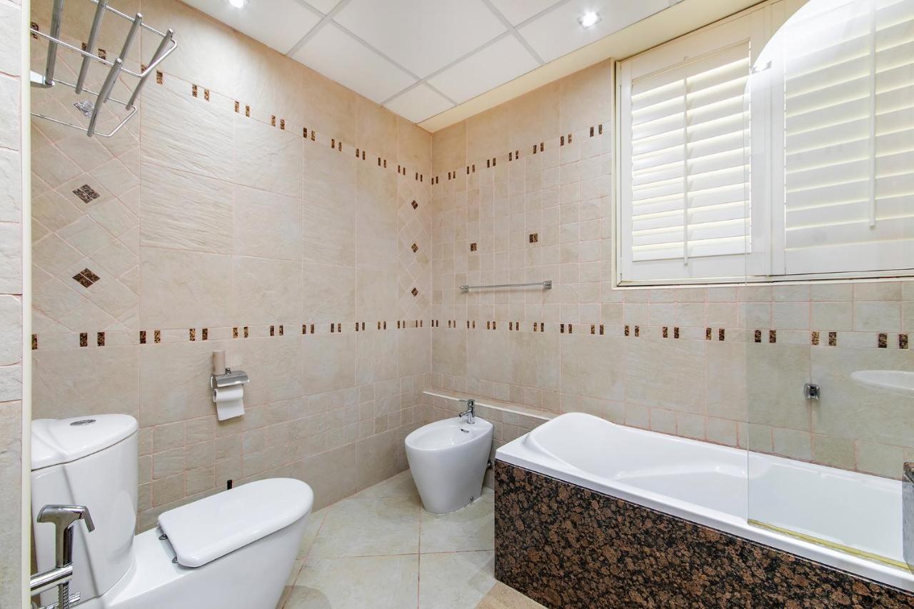 Berloga Capsule Jbr Hostel Ντουμπάι Εξωτερικό φωτογραφία