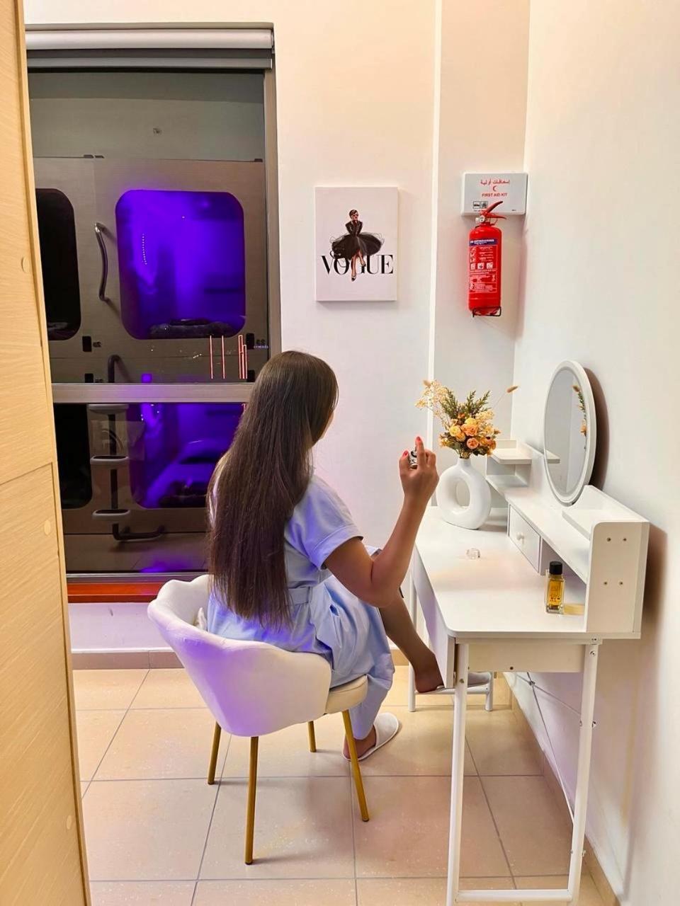 Berloga Capsule Jbr Hostel Ντουμπάι Εξωτερικό φωτογραφία